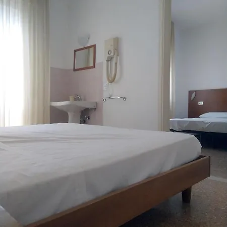 Hotell Luana Caorle