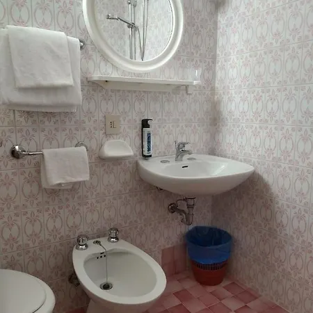 Hotell Luana *