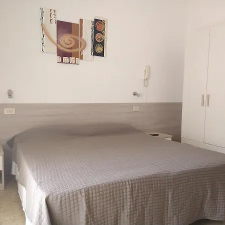 Hotel Luana *